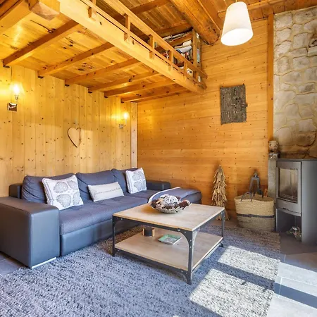 Maisonnette Argentee Near Grands Montets: Garden + Mont Blanc - Happy *